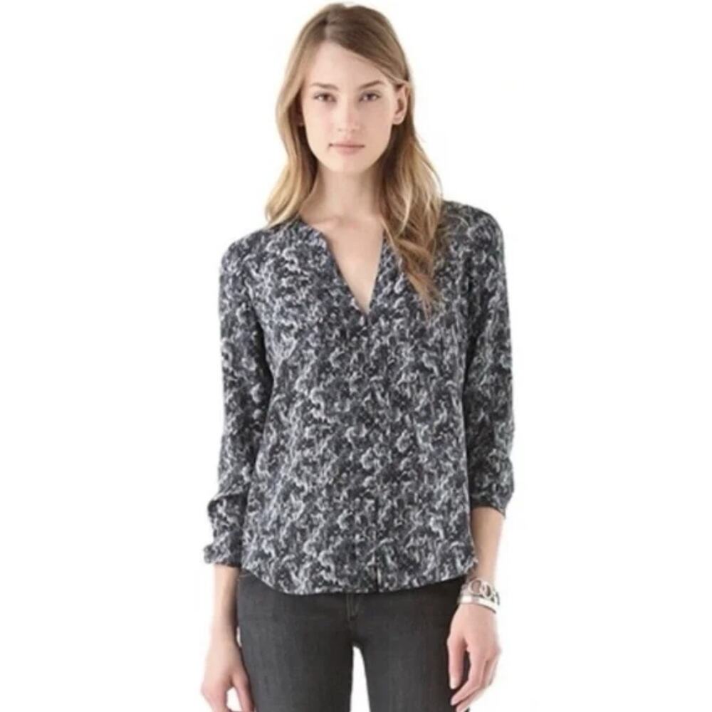 Theory Ruisa Caligula 100% Silk Blouse Long Sleeve V-Neck Women Size Small Black